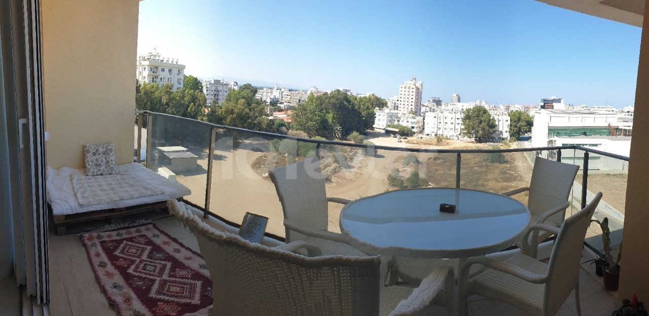 FULLY FURNISHED 2 + 1 EN-SUITE APARTMENT IN FAMAGUSTA CITY CENTER ** 