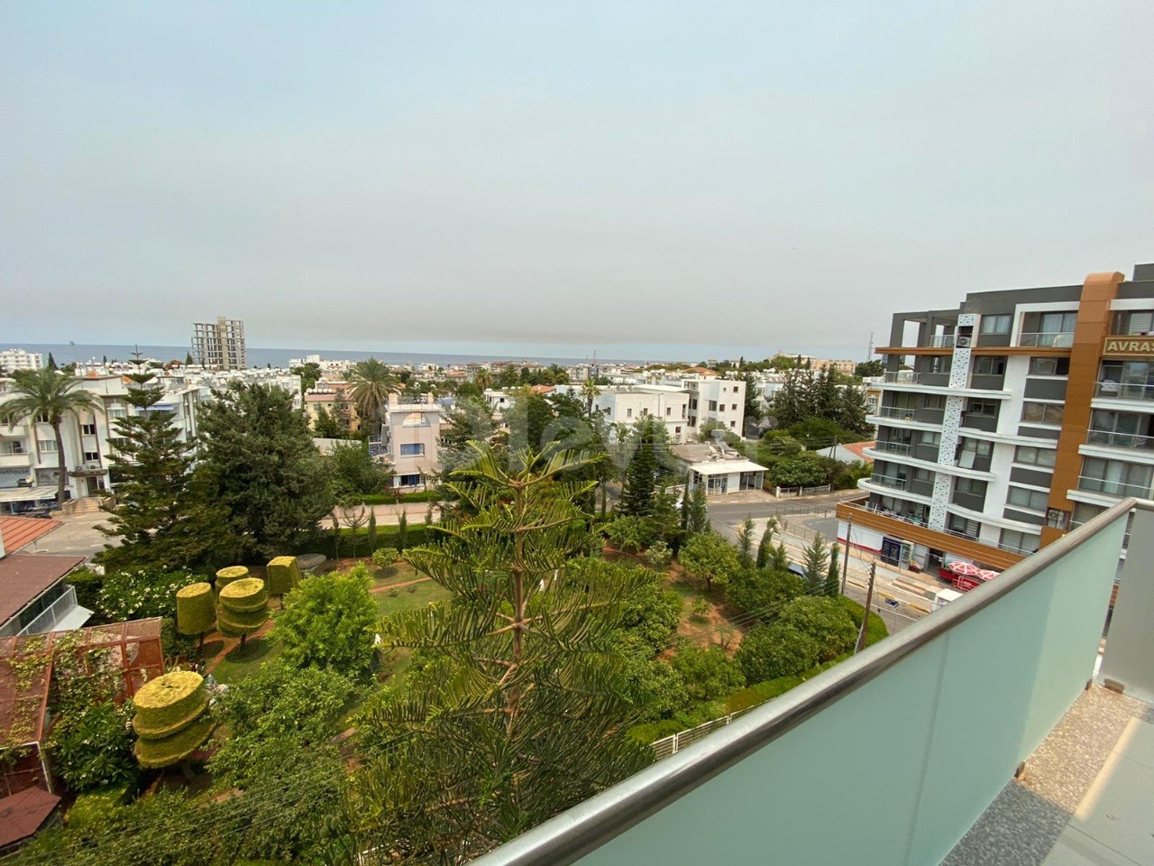 PANORAMİC VİEW OF KYRENİA , OUR WONDERFUL PETHOUSE APARTMENT İS NOW ON SALE.