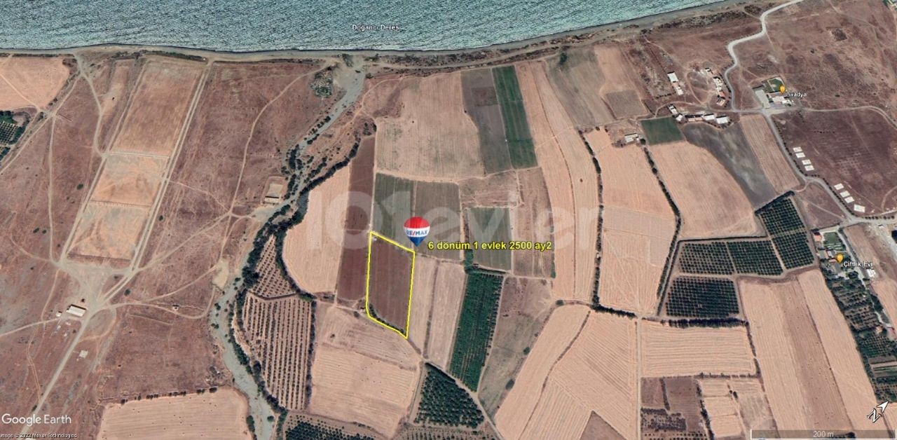 6 Acres 1 House 2500 Ay2 Field for Sale in Güzelyurt Gaziveren