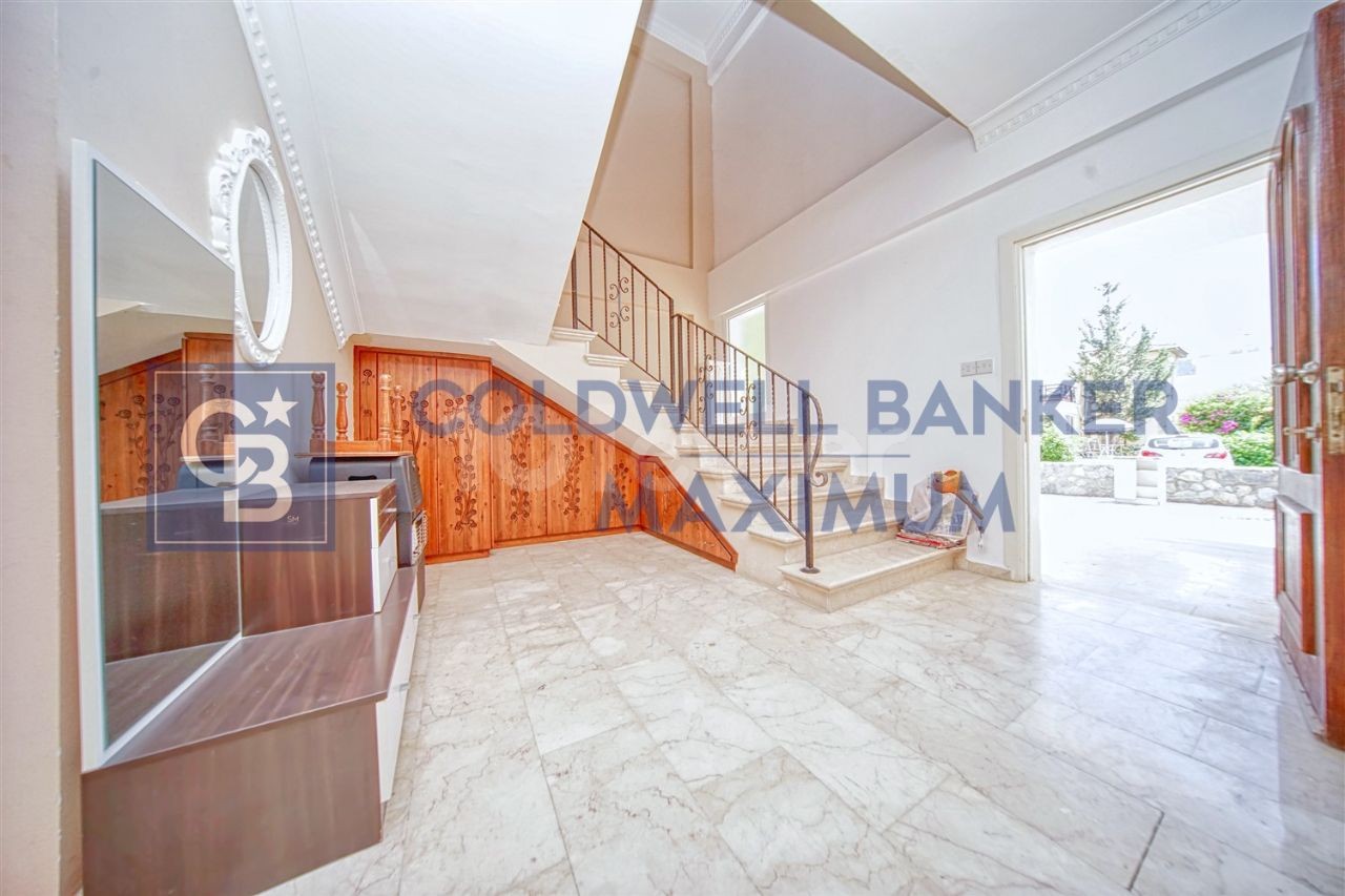 5+1 Villa mit privatem Pool zum Verkauf in Kyrenia Karsiyaka ** 
