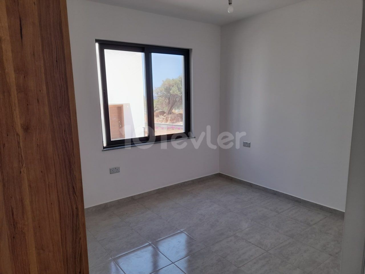 1+1 Apartment for sale in Esentepe, wıth communıty pool