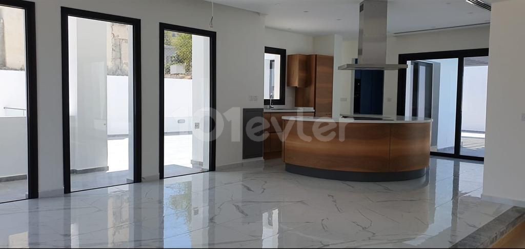 Kyrenia Bellapais Villa For Sale 5+2
