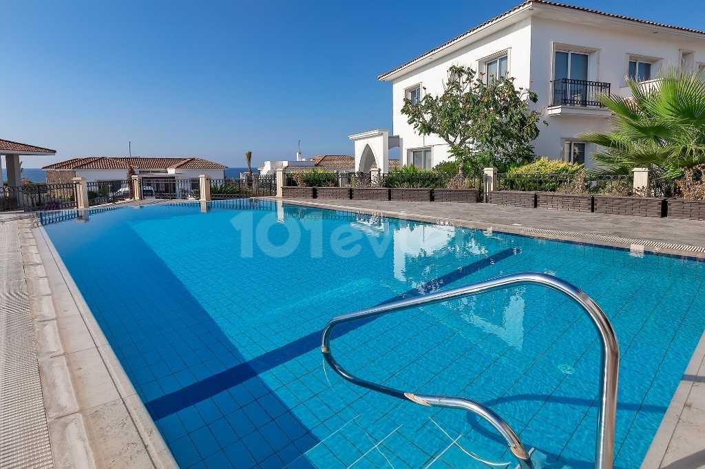 Asentapa villa mit privatem Pool ** 