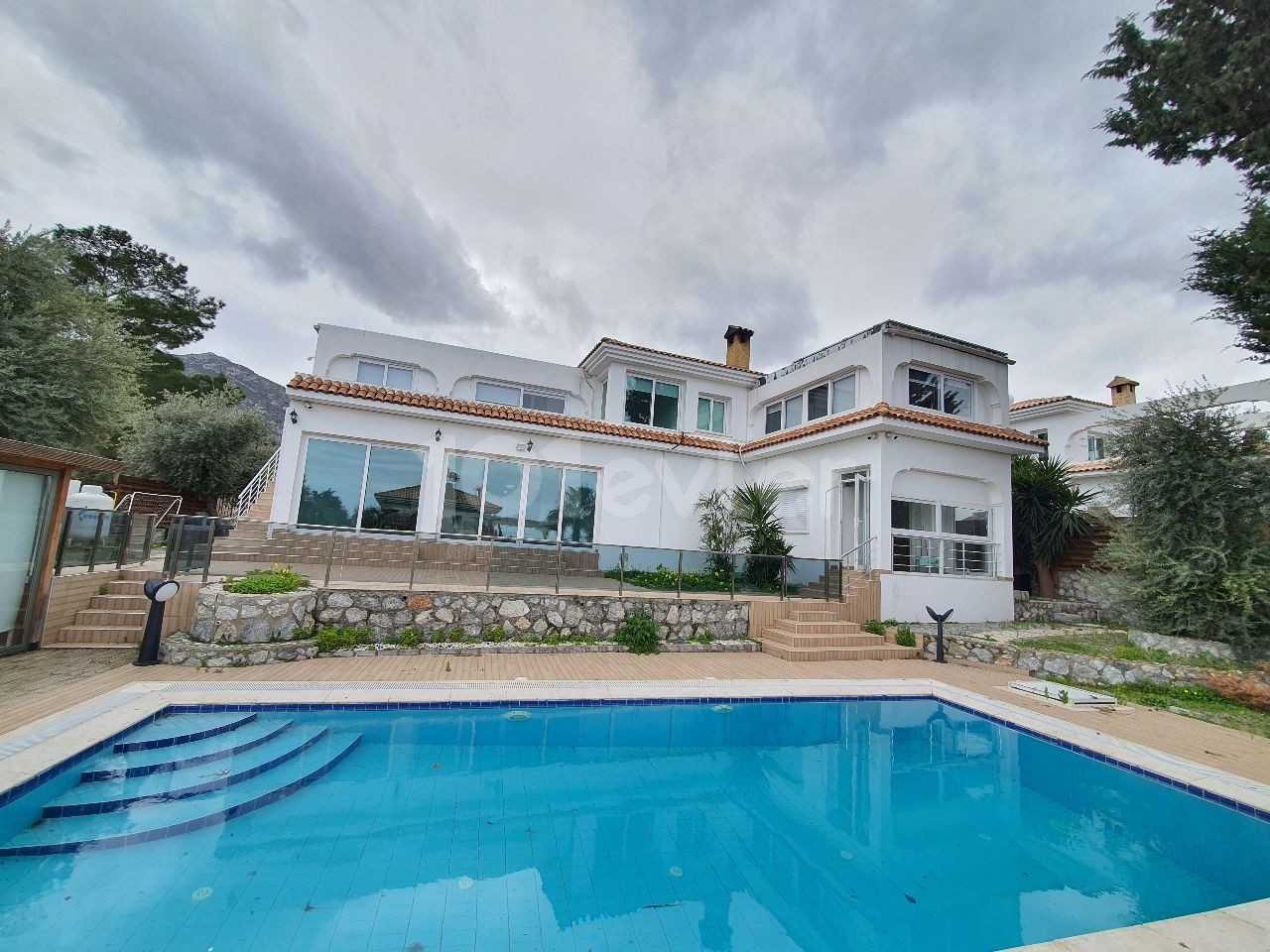 Kyrenia Ozankoy | Turkish Kochanli | Solar Solar Panel | 4+2 Villa + Auxiliary House ** 