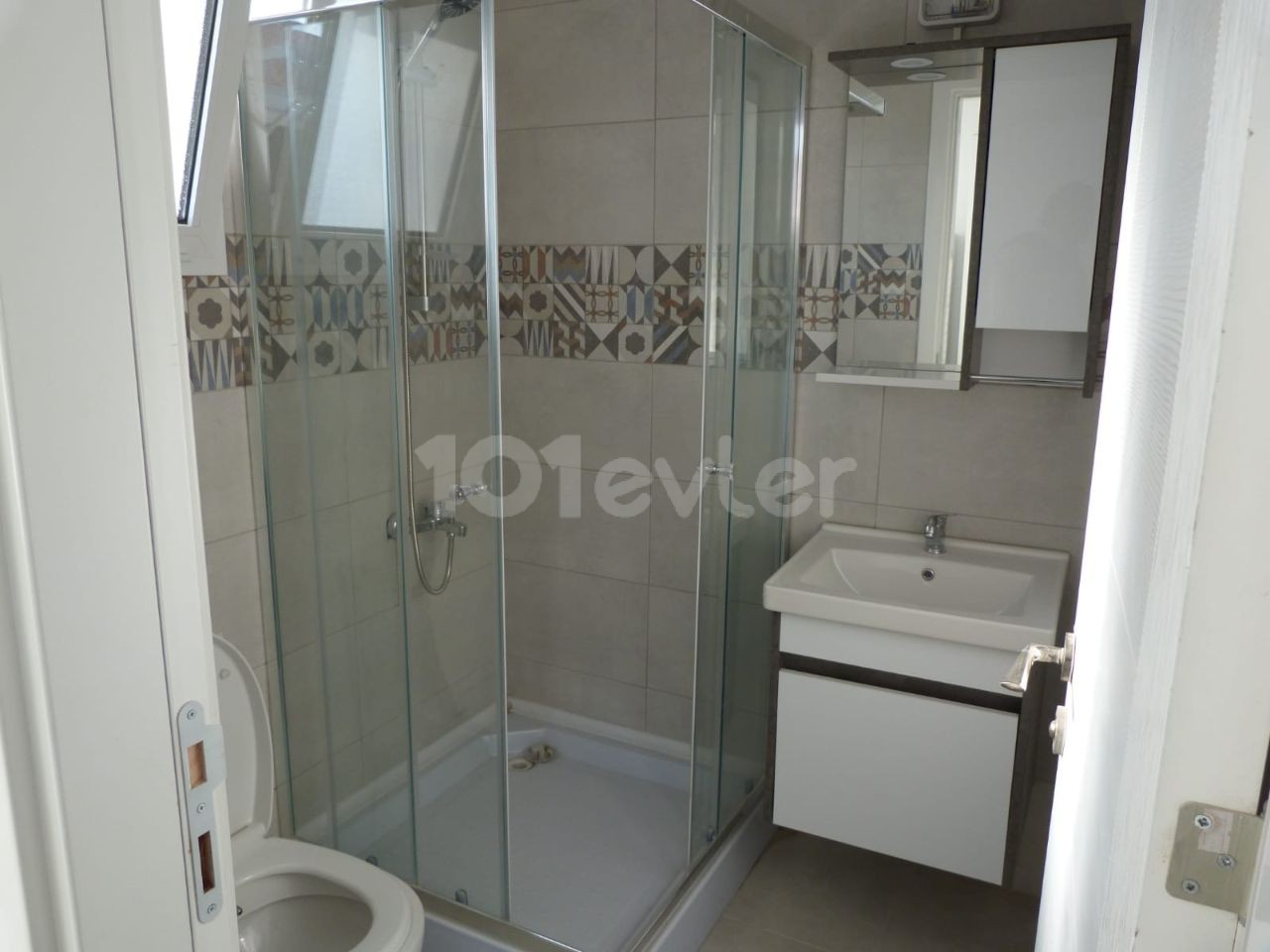 Studio Apartment for Rent in Central Famagusta ** 