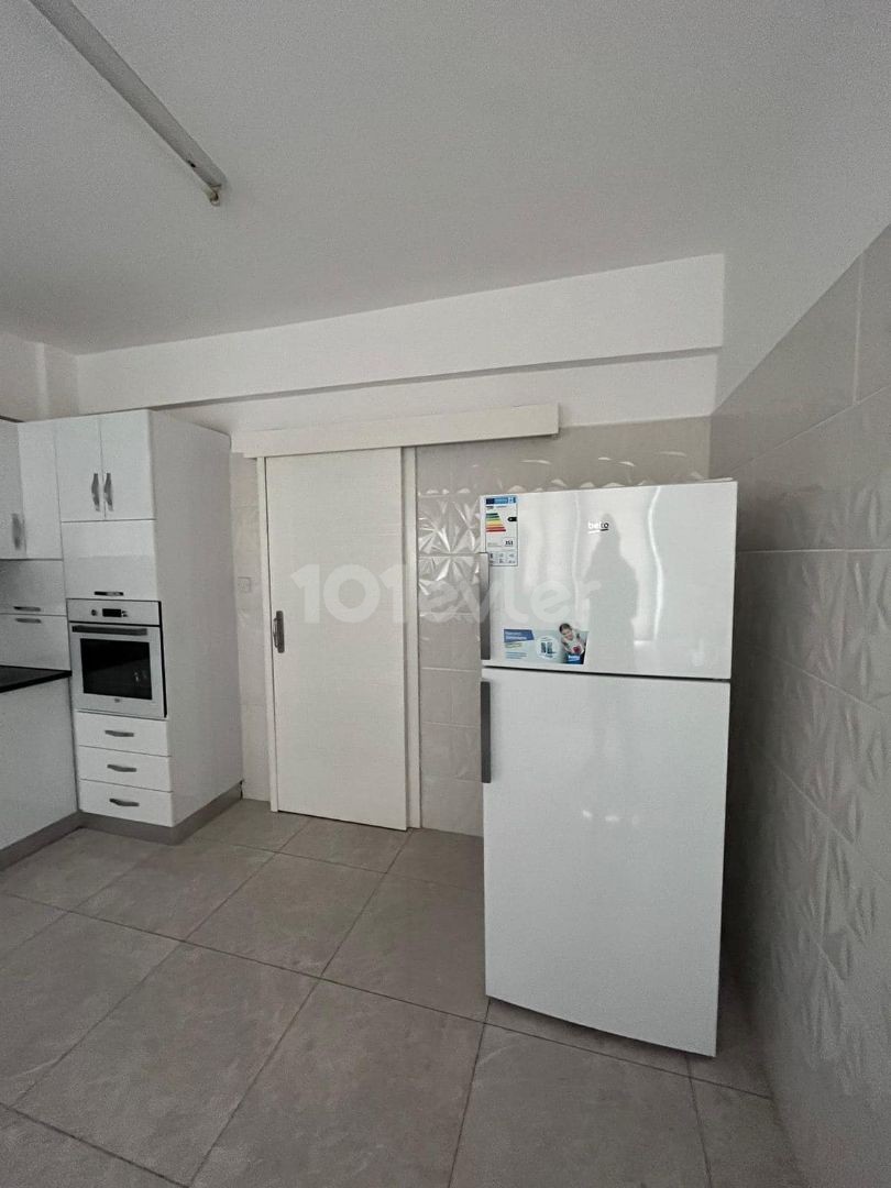 Sofort verfügbar-Wohnungen&Häuser zur Miete für Zypern Studenten... - 3+1 Voll Möblierte Wohnung Zur Miete In Der Region Mitryeli ** 