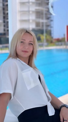 Olesya Shmykova Satrap Investment Group Emlak Danışmanı